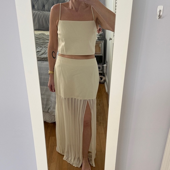 4Th + Reckless Dresses & Skirts - Women's Cream High-Slit Pleated Maxi Skirt and Matching Cropped Shirt